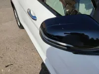 الباب الأمامى الأيمن
