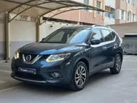 نيسان اكس تريل