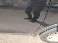 الباب الأمامى الأيمن