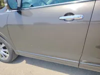 الباب الأمامى الأيسر