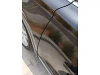 الباب الأمامى الأيسر