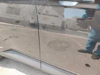 الباب الأمامى الأيمن