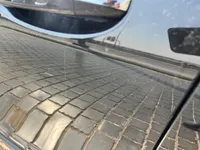 الباب الأمامى الأيسر