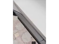 الباب الأمامى الأيسر