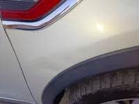 الرفرف الجانبى الأيمن