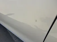 الباب الأمامى الأيسر