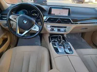 BMW 730