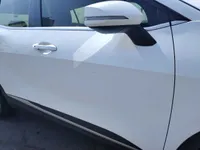 الباب الأمامى الأيمن