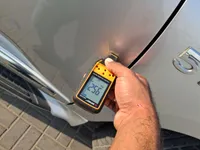 الباب الأمامى الأيمن