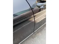 الباب الأمامى الأيمن