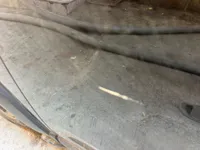 الباب الأمامى الأيسر