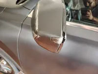 الباب الأمامى الأيسر