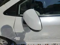 الباب الأمامى الأيسر