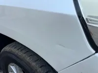 الرفرف الجانبى الأيمن