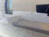 الباب الأمامى الأيمن