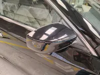 الباب الأمامى الأيمن