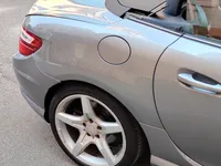 Right quarter panel