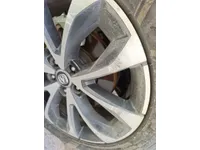 جنوط الإطارات (بدون خدوش/صدمات)