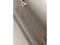 الباب الأمامى الأيسر