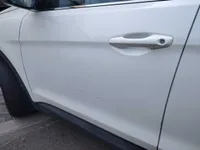 الباب الأمامى الأيسر