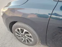 الرفرف الجانبي الأيسر