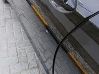 الباب الأمامى الأيسر