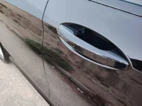 الباب الأمامى الأيمن