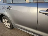 ألواح هيكل السيارة الأيسر