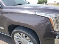 الرفرف الجانبى الأيمن