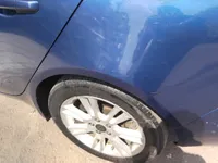 ألواح هيكل السيارة الأيسر