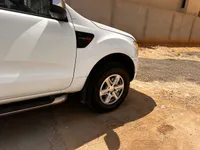 الرفرف الجانبى الأيمن