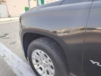 الرفرف الجانبي الأيسر