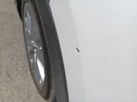الباب الأمامى الأيسر