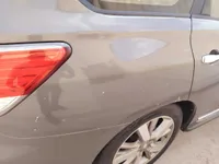 ألواح هيكل السيارة الأيمن