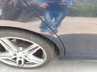 ألواح هيكل السيارة الأيمن