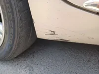 الباب الأمامى الأيمن