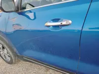 الباب الأمامى الأيسر