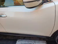 الباب الأمامى الأيمن