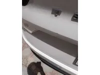 الباب الأمامى الأيسر
