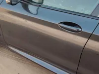 الباب الأمامى الأيسر