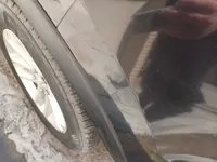 الباب الأمامى الأيسر