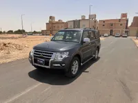 ميتسوبيشي باجيرو