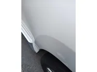 الباب الأمامى الأيسر