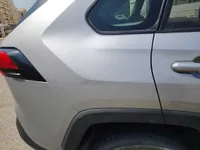 Right quarter panel