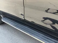 الباب الأمامى الأيمن
