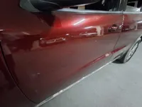 الباب الأمامى الأيسر