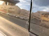 الرفرف الجانبى الأيمن