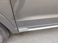 الباب الأمامى الأيسر