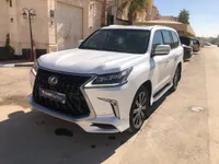 Lexus LX570