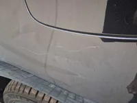 ألواح هيكل السيارة الأيسر